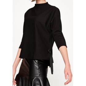 Koton Kadın Yüksek Yaka T-Shirt 8KAK13668EK999