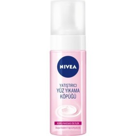 Nivea Yatıştırıcı Yüz Yıkama Köpüğü Kuru/Hassas Cilt 150Ml