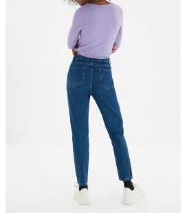 TRENDYOLMİLLA Kadın Indigo Yüksek Bel Mom Jeans TWOAW20JE0129