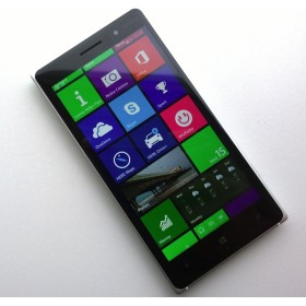 Nokia Lumia 830 16GB mobile phone