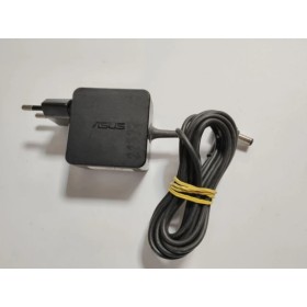 Asus Leptop Adaptörü AD890028 100-240V--0,8A, 50-60Hz, Çıkış: 19,0V, 1,75A, 33W