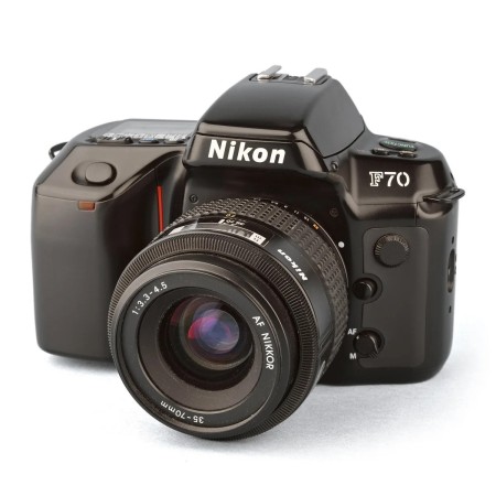 Nikon F70 SLR Filmli Fotoğraf Makinesi