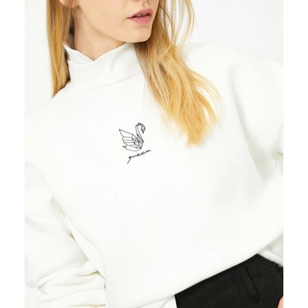 Koton Kadın Ekru Baskili Sweatshirt - Şıklık ve Rahatlık